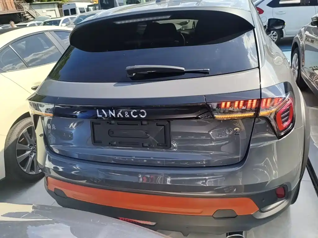 Lynk & Co 02 — миниатюра 6