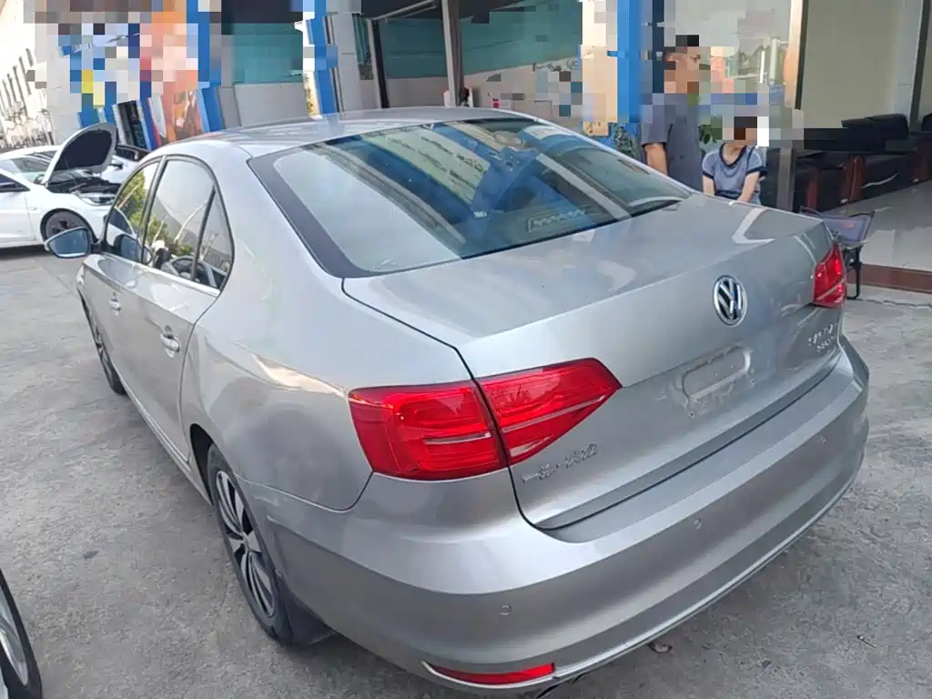 Volkswagen Sagitar — миниатюра 5