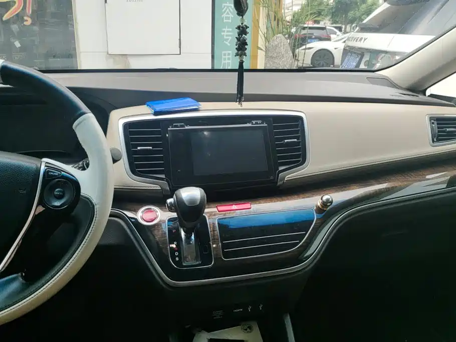 Honda Odyssey — миниатюра 13