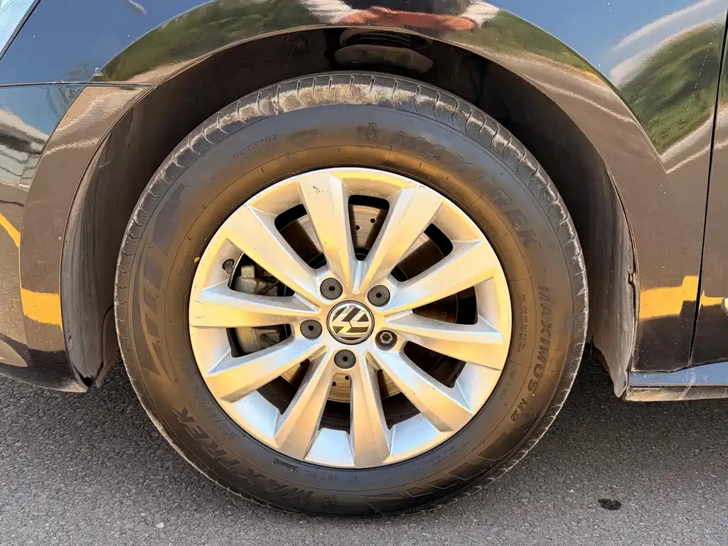 Volkswagen Passat — миниатюра 9