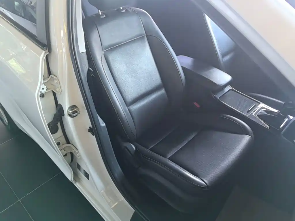 Hyundai Mistra — миниатюра 25