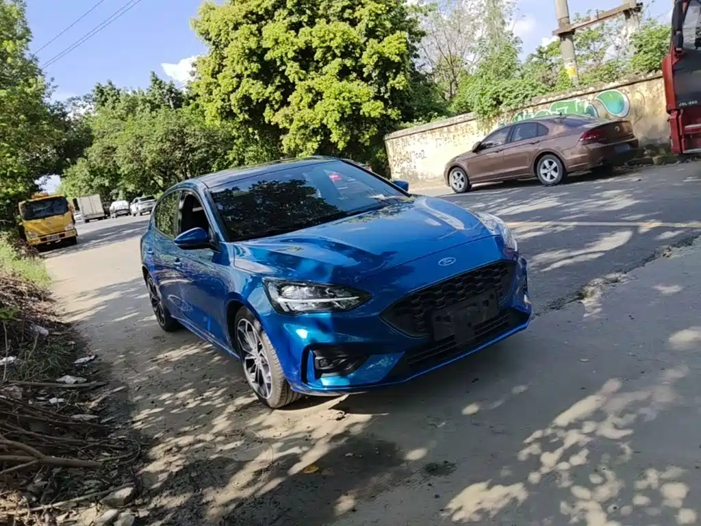 Ford Focus — миниатюра 4