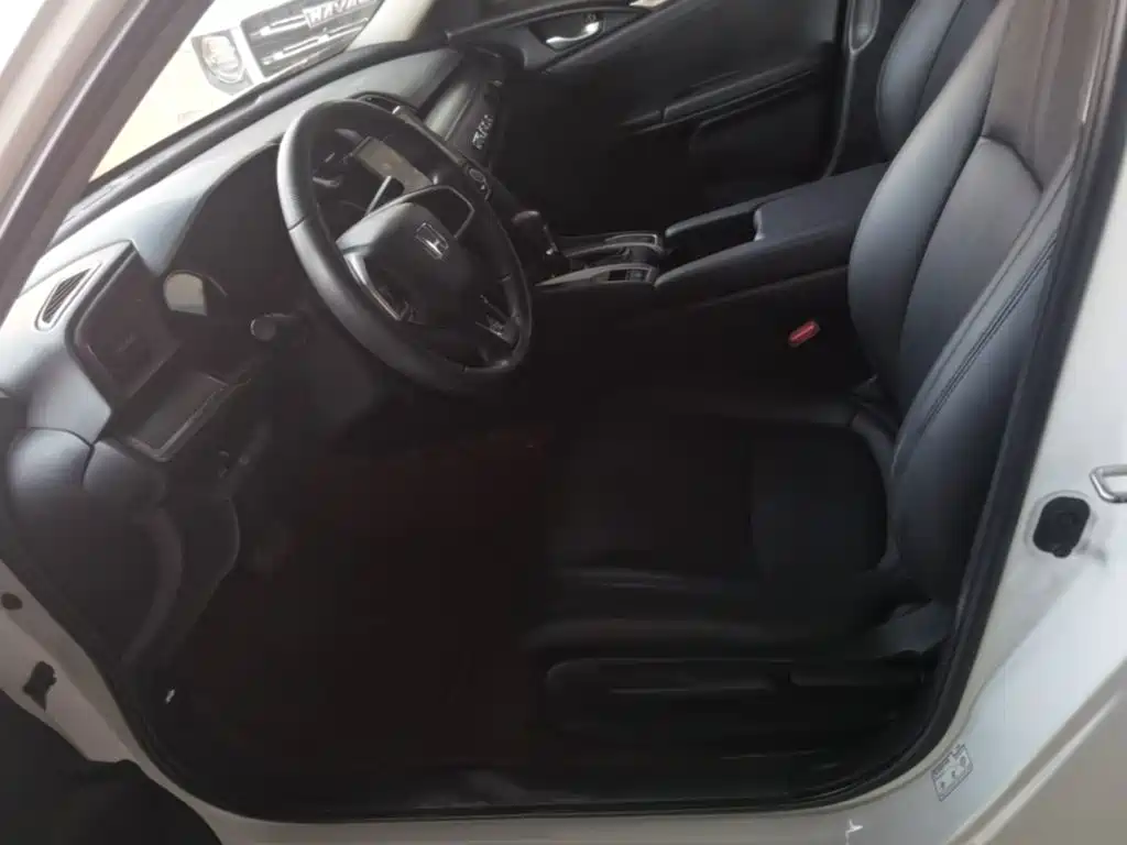 Honda Civic — миниатюра 15