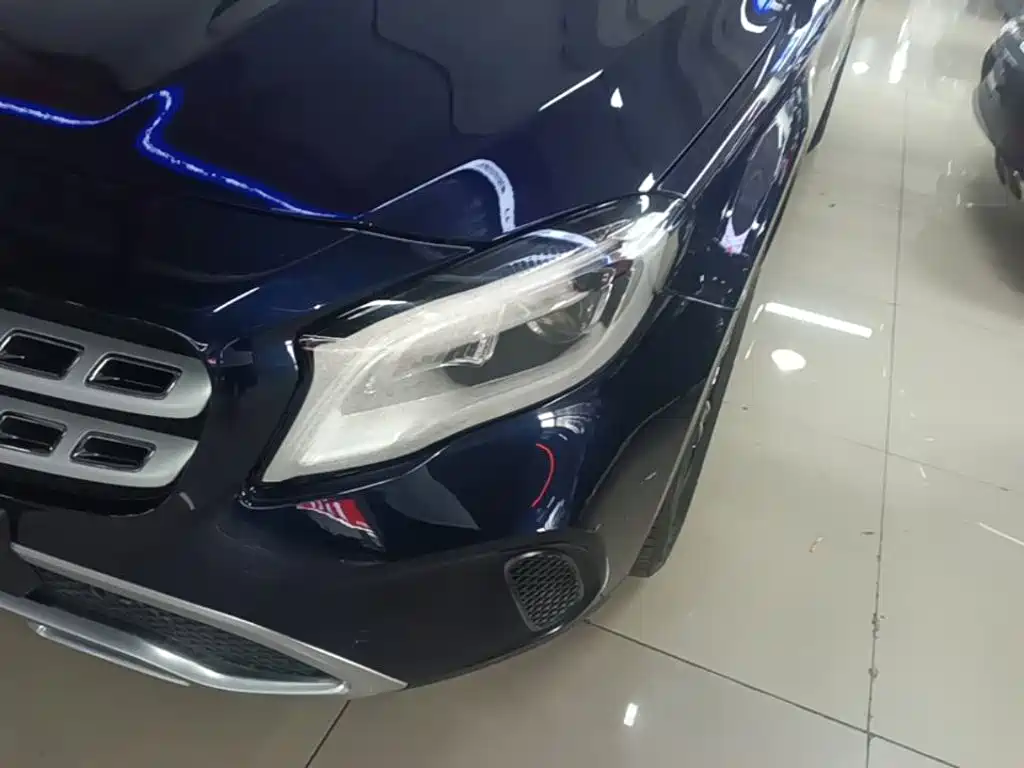 Mercedes-Benz GLA — миниатюра 24