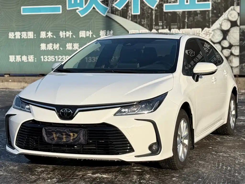 TOYOTA COROLLA
