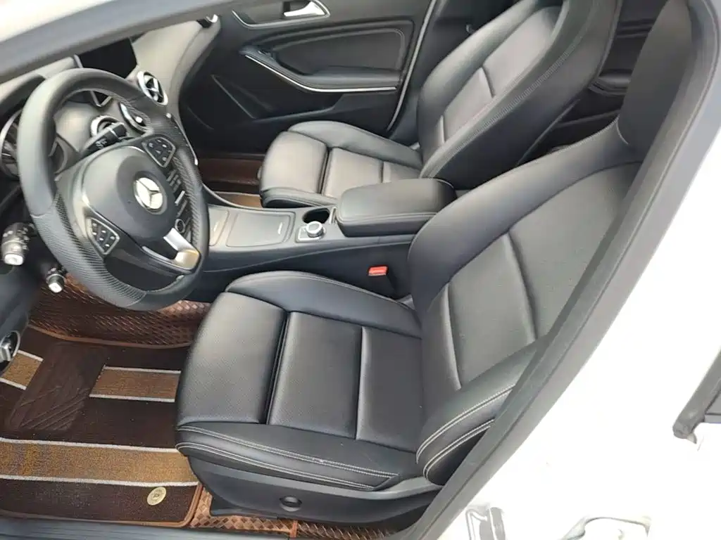 Mercedes-Benz GLA — миниатюра 15