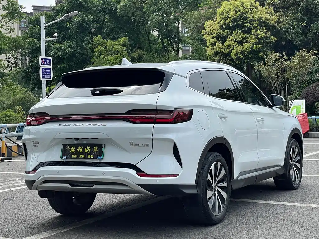 BYD Song Plus PLUS 2023 Champion DM-i 110KM Flagship