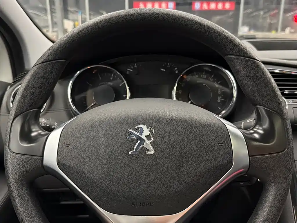 Peugeot 3008 — миниатюра 14