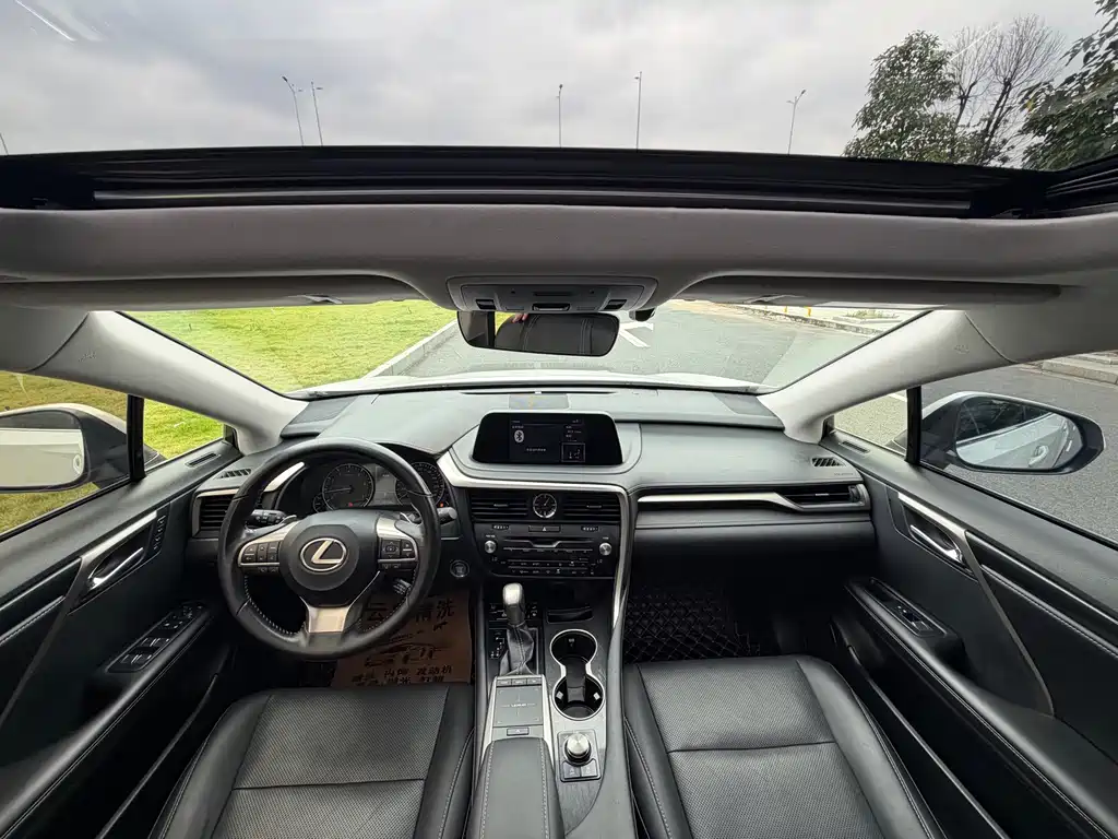 Lexus RX — миниатюра 6