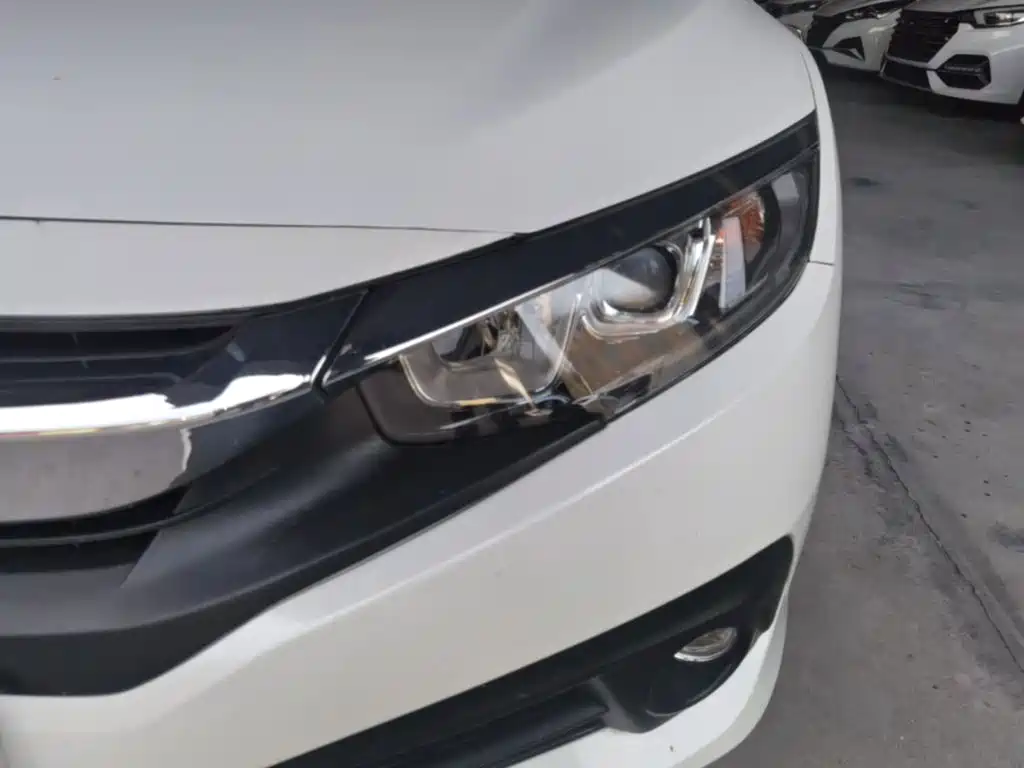 Honda Civic — миниатюра 24
