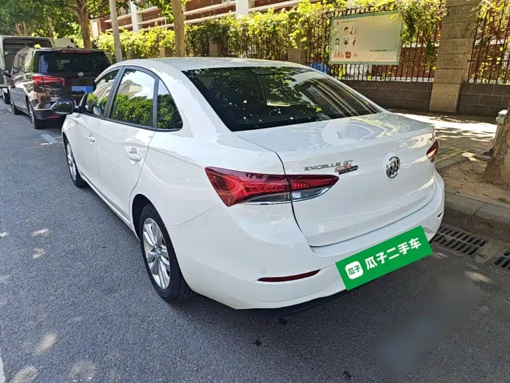 Buick Excelle — миниатюра 5
