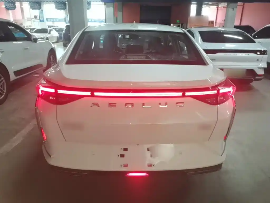 Aeolus Yixuan — миниатюра 6