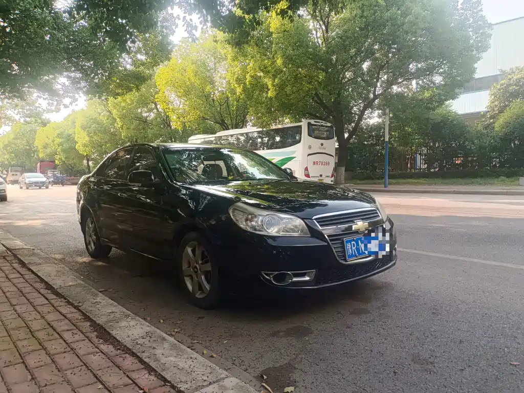 Chevrolet Epica — миниатюра 2