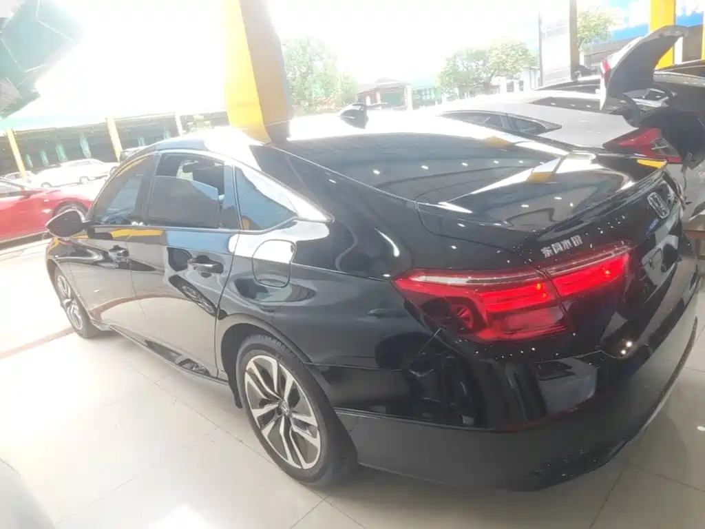 Honda Inspire — миниатюра 5