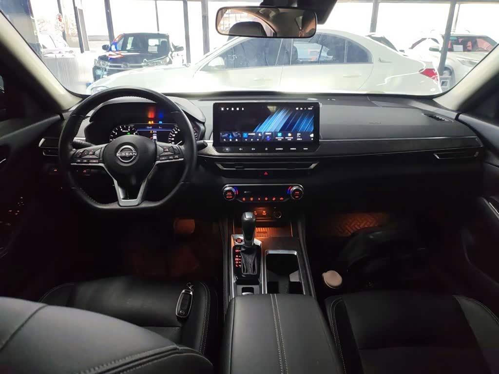 Nissan Teana 2.0 л 2024 г. Чёрный, пробег 13000 км