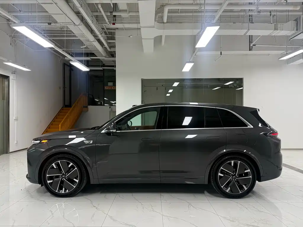 Li Auto IDEAL L7