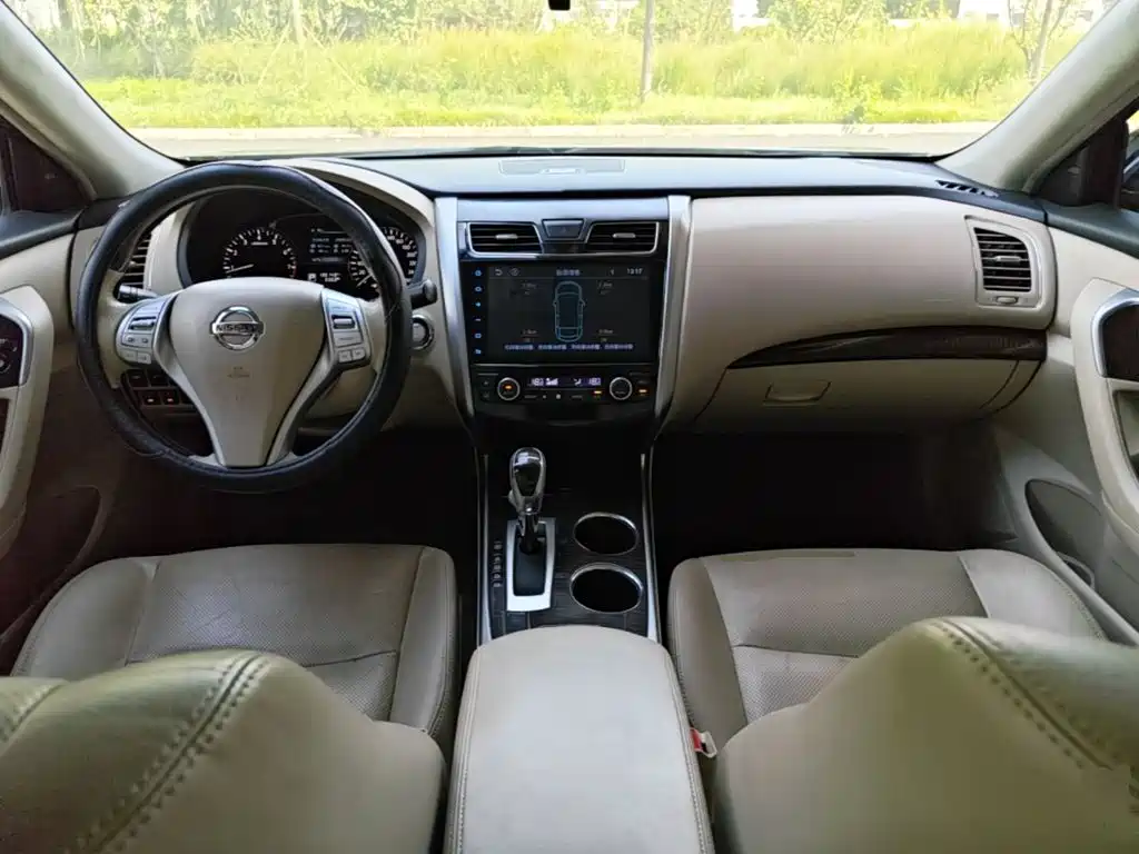 Nissan Teana — миниатюра 10