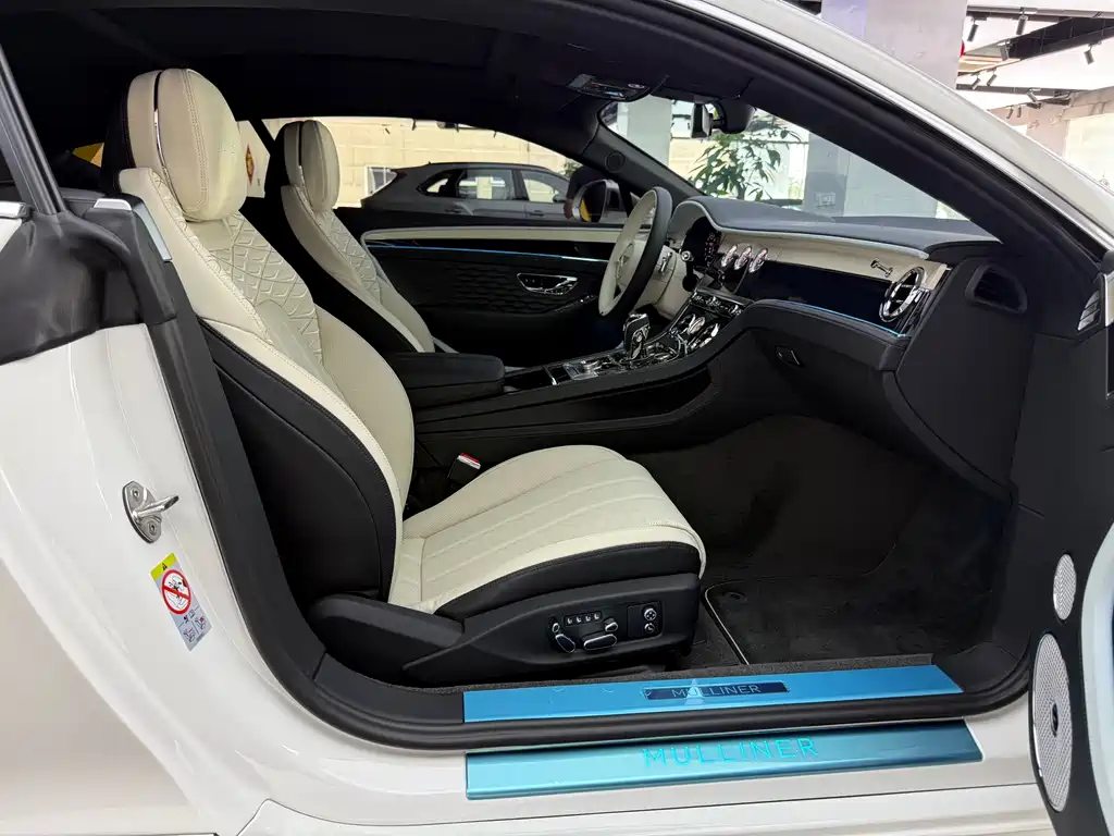 BENTLEY CONTINENTAL PLUG IN HYBRID