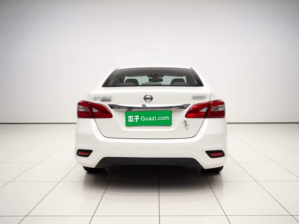 Nissan Sylphy 1.6 л 2022 г. Белый, пробег 13500 км