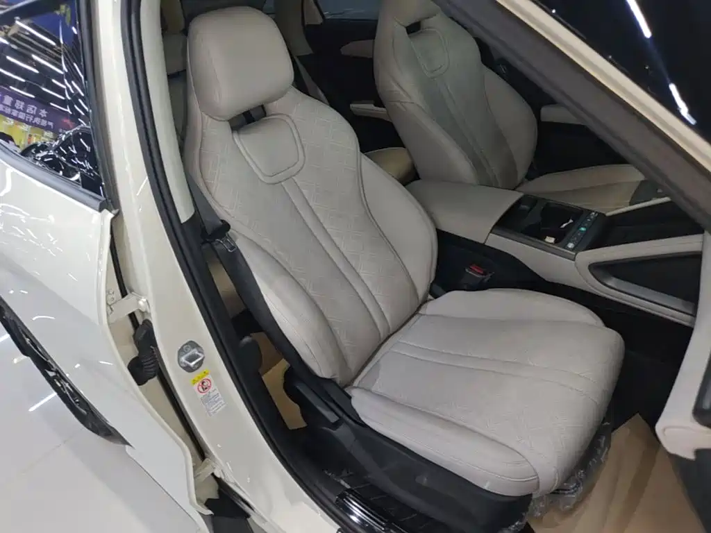BYD Yuan UP — миниатюра 25