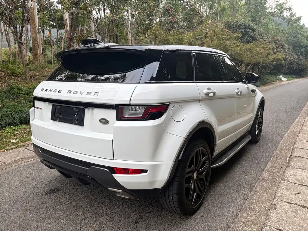 Land Rover Evoque — миниатюра 7