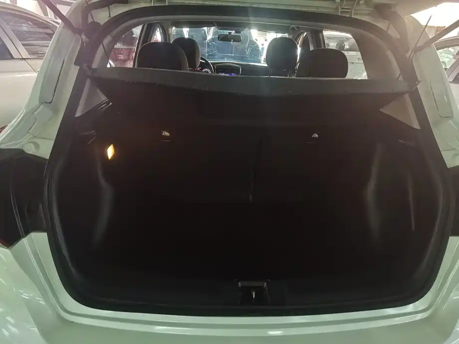 Nissan Tiida — миниатюра 19