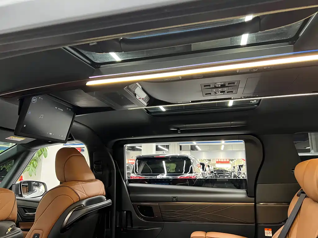 Toyota Vellfire 2024 2.5L Executive