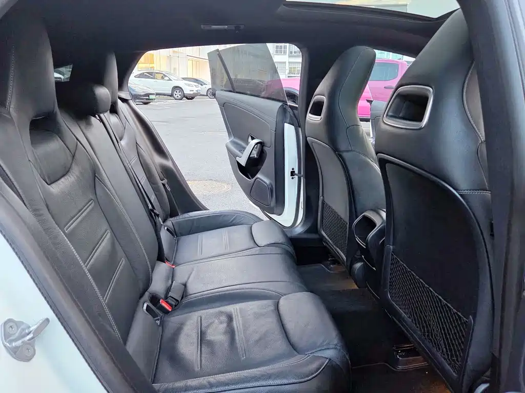 Mercedes-Benz CLA (Import) — миниатюра 7