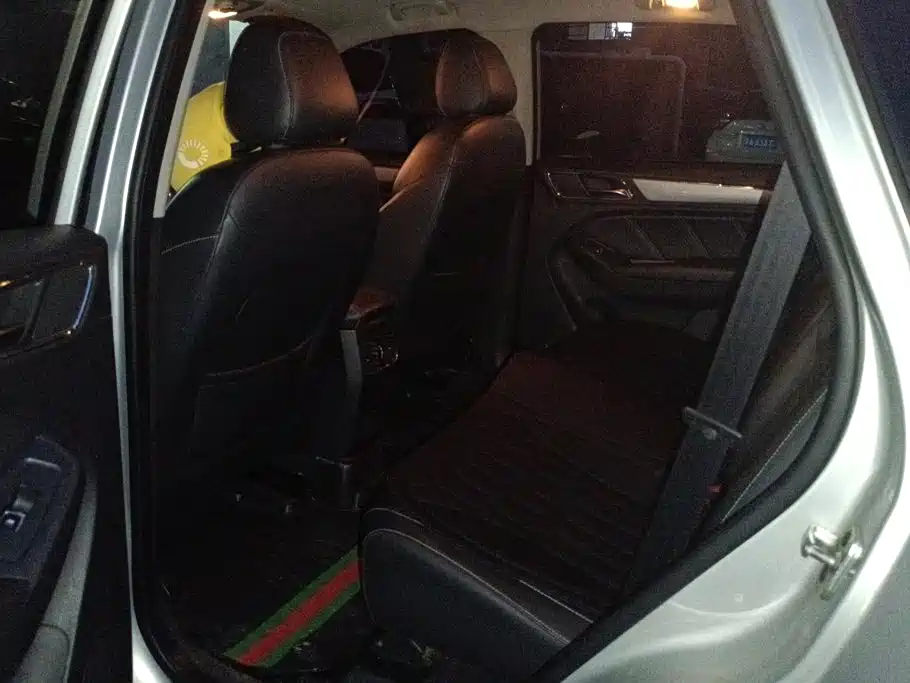 Roewe RX5 — миниатюра 11