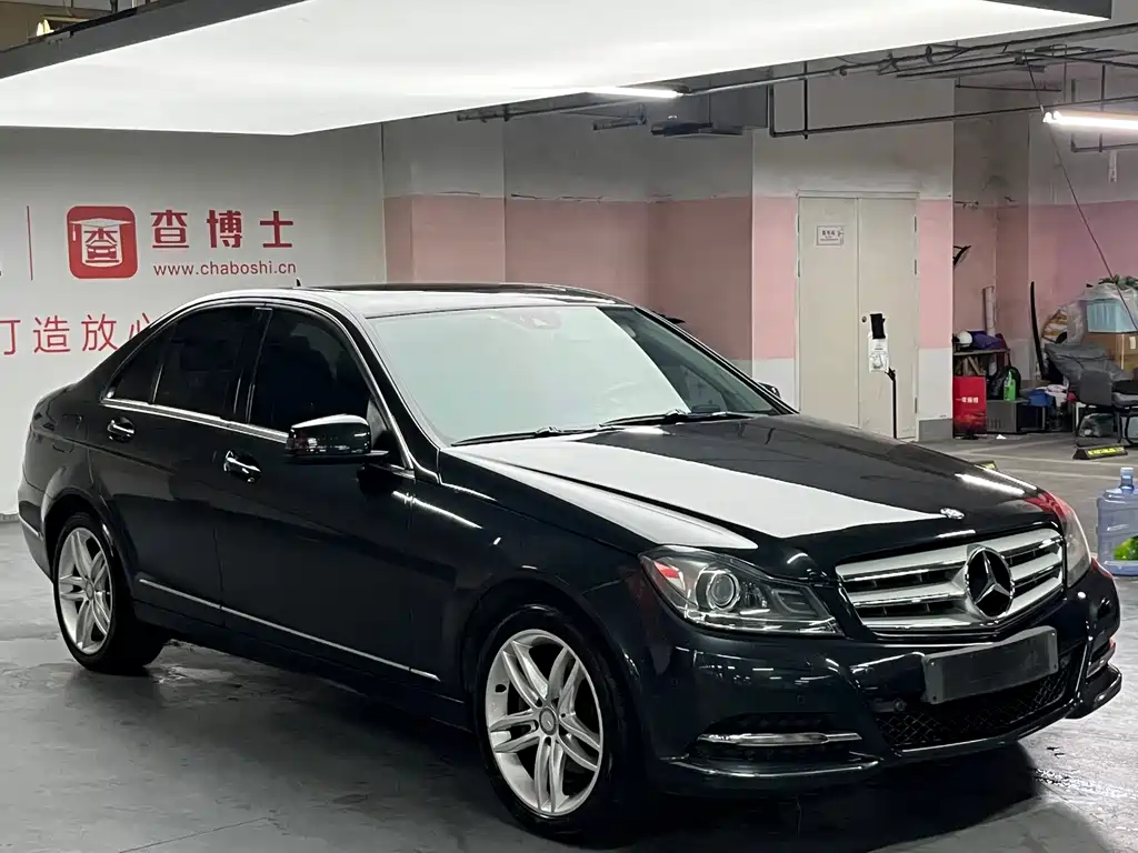 Mercedes-Benz C-Class — миниатюра 3
