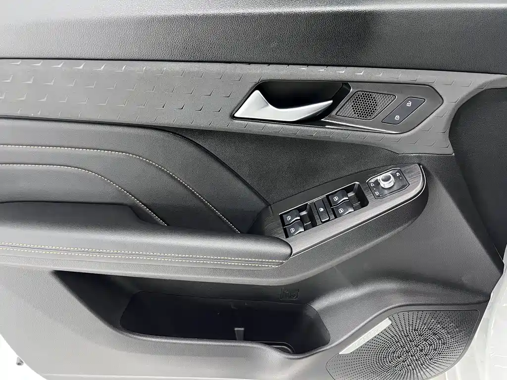 Haval Chitu — миниатюра 8