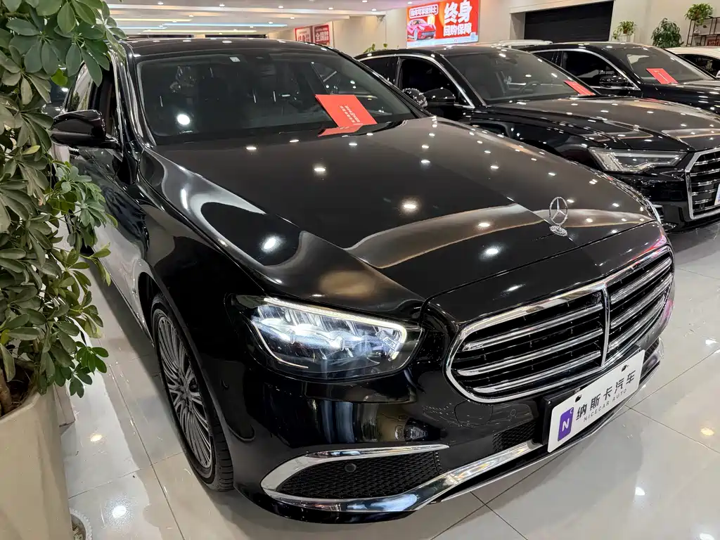 Mercedes-Benz E-Class — миниатюра 3