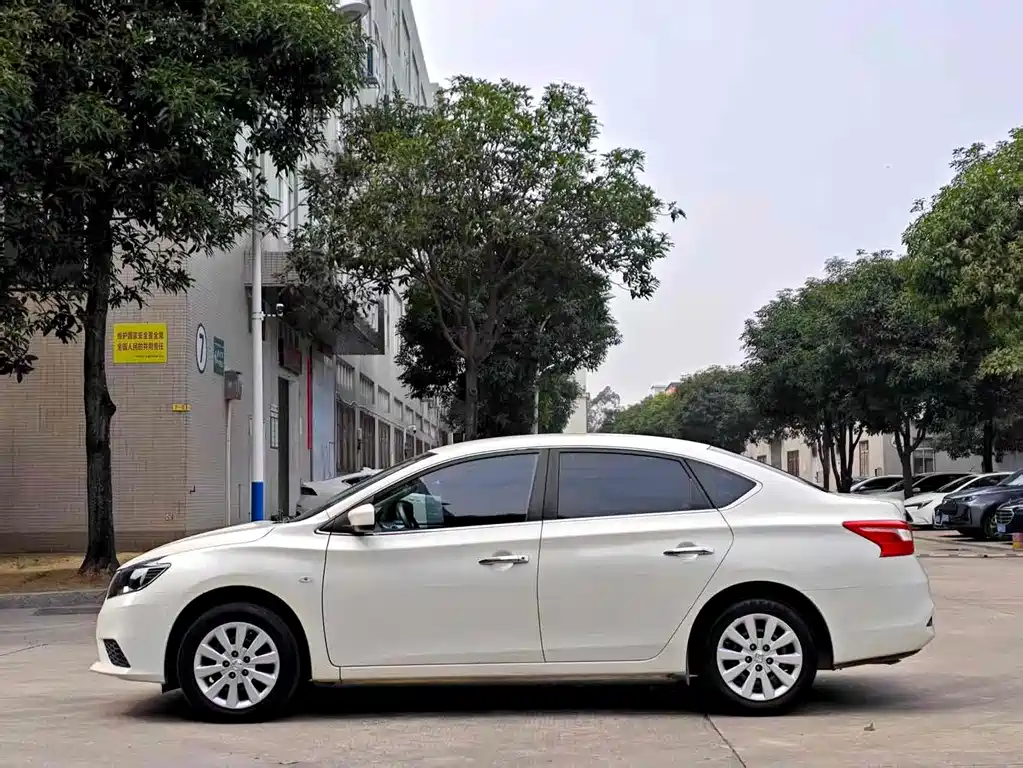 Nissan Sylphy 2021 1.6XE CVT Comfort