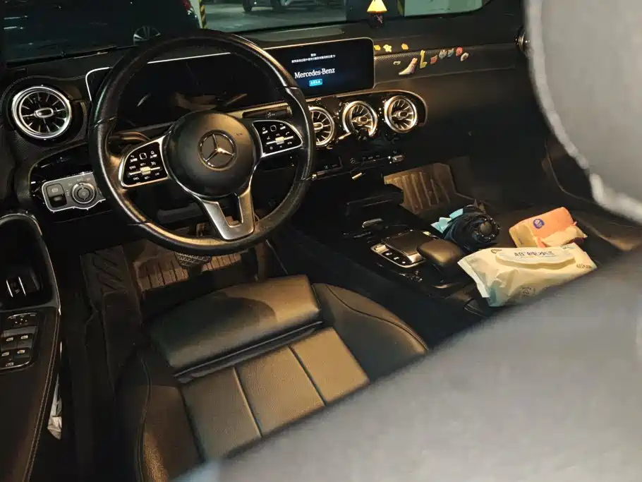 Mercedes-Benz A-Class — миниатюра 12