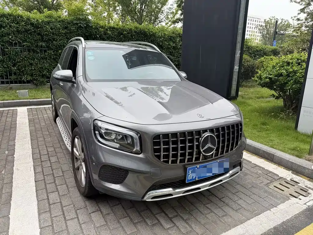 Mercedes-Benz GLB — миниатюра 2
