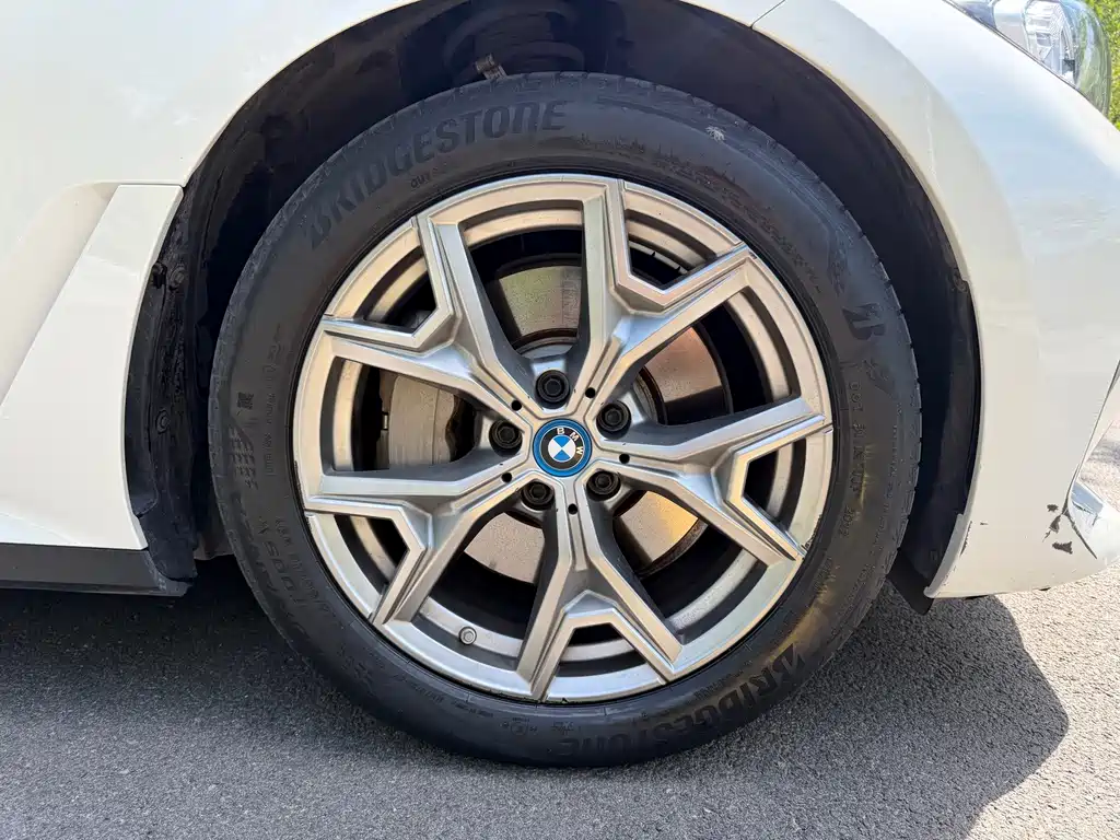 BMW i3 — миниатюра 4