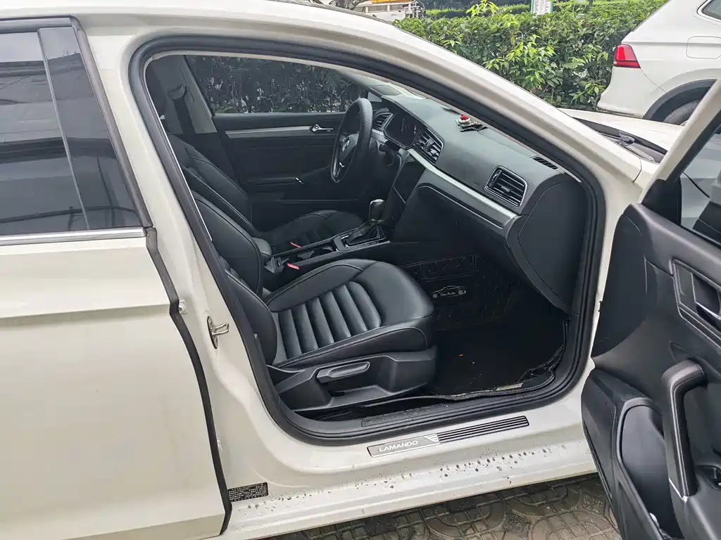 Volkswagen Lamando — миниатюра 2