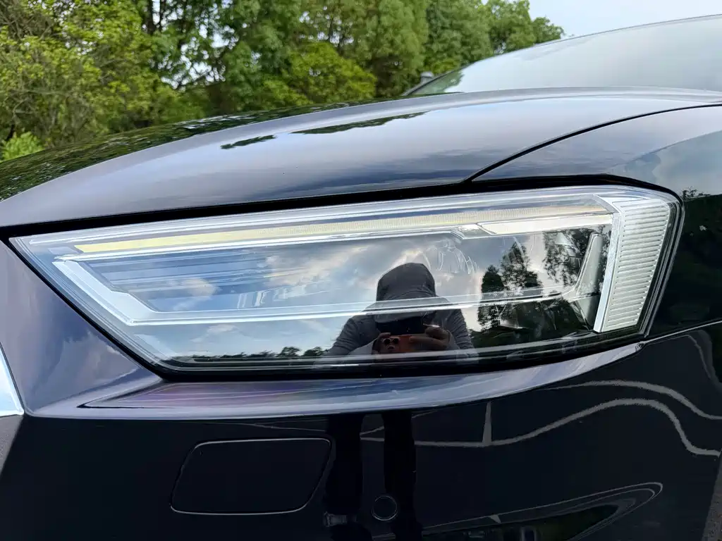 Audi A8 — миниатюра 11