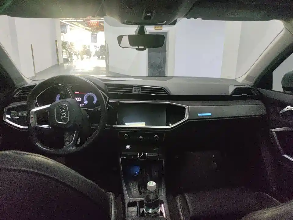 Audi Q3 Sportback — миниатюра 4