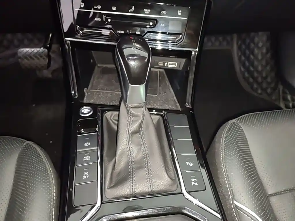 Volkswagen Passat — миниатюра 14