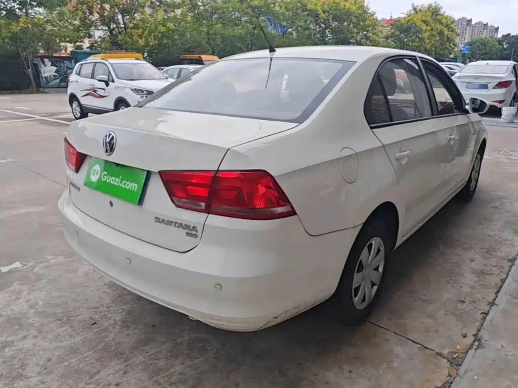 Volkswagen Santana — миниатюра 5