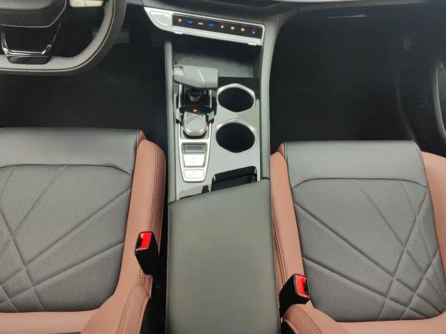Changan Eado — миниатюра 16