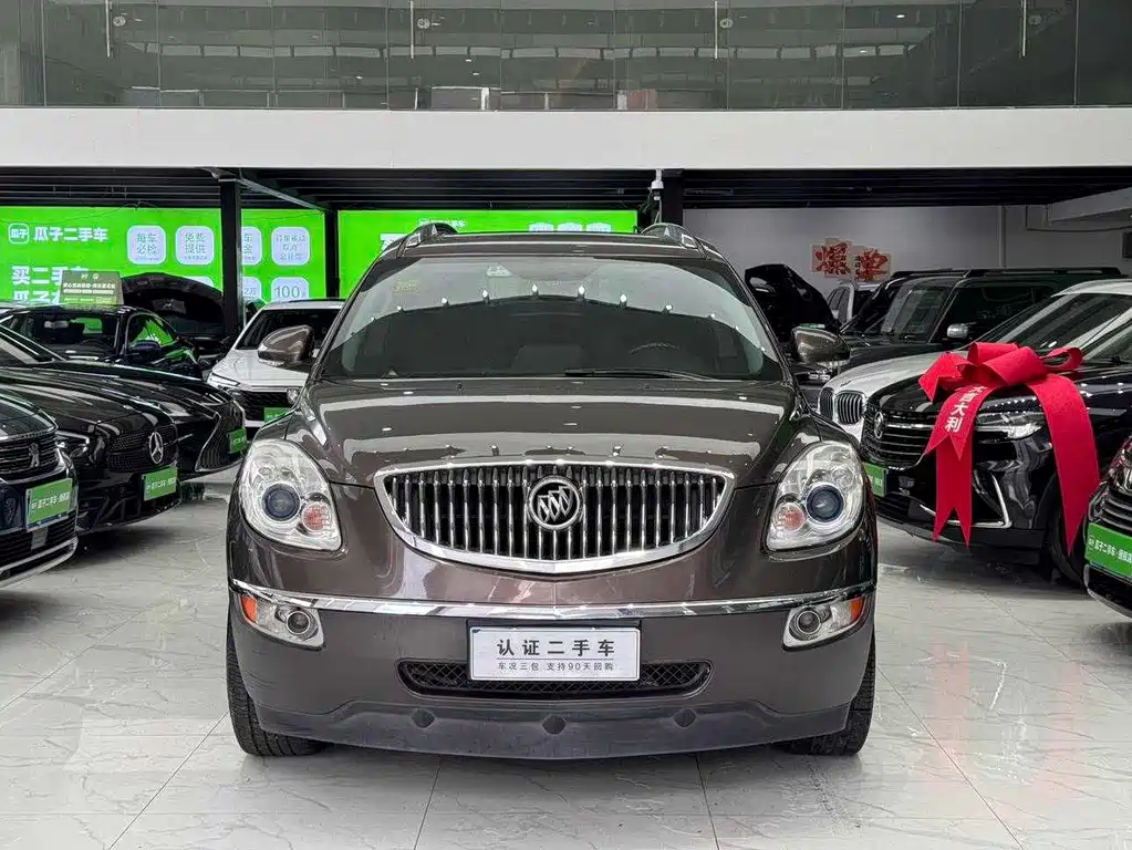 Buick Enclave — миниатюра 5