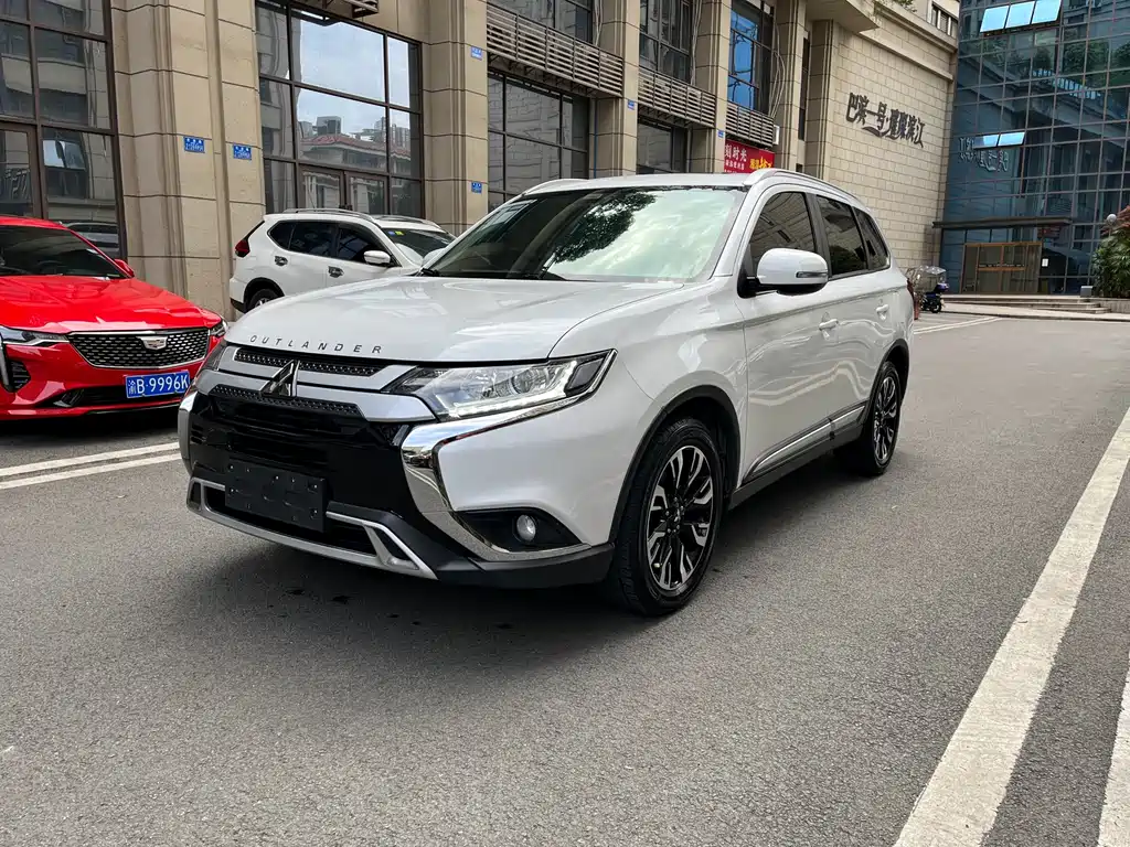 Mitsubishi Outlander 2019