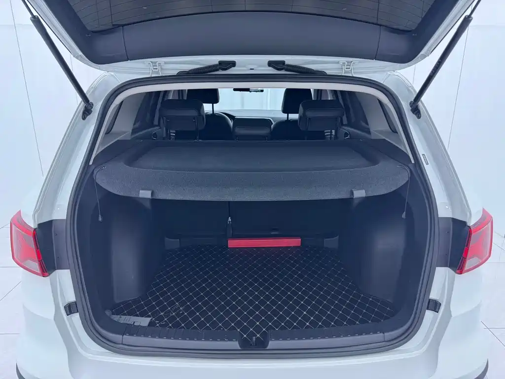 Jetta VS7 — миниатюра 16