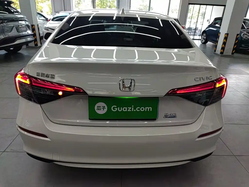 Honda Civic — миниатюра 6