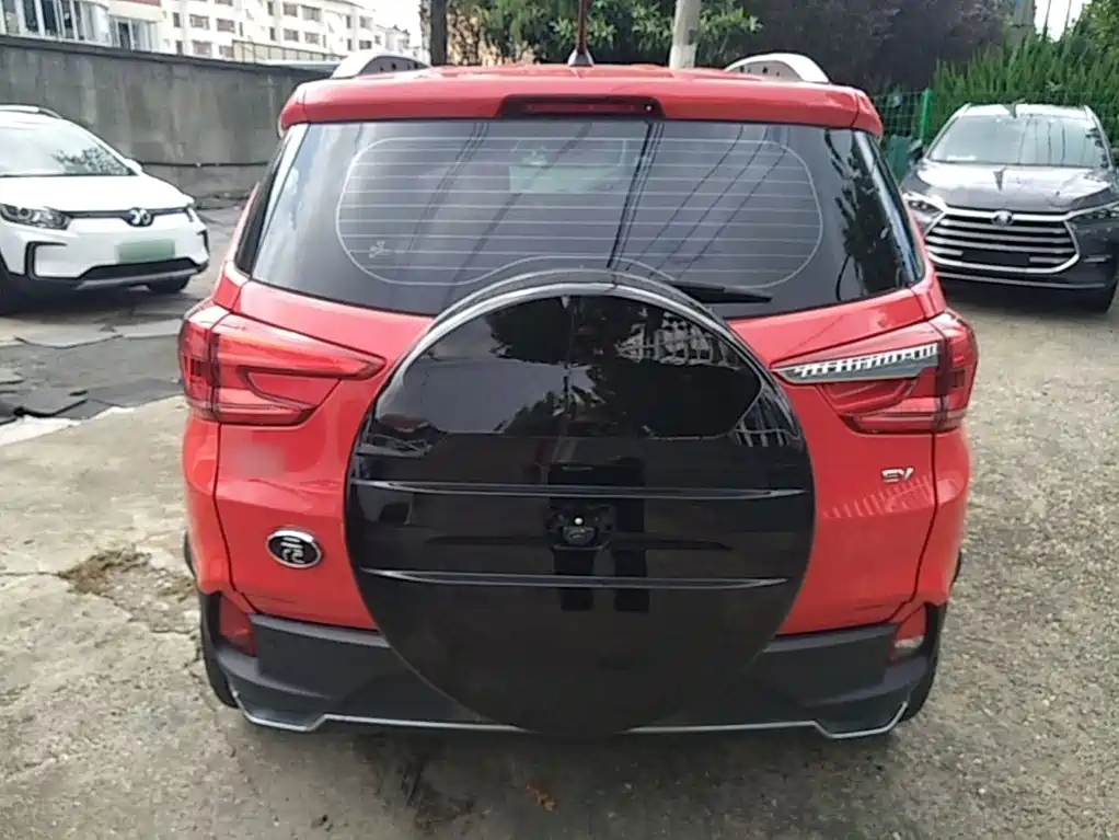 BYD Yuan EV — миниатюра 6