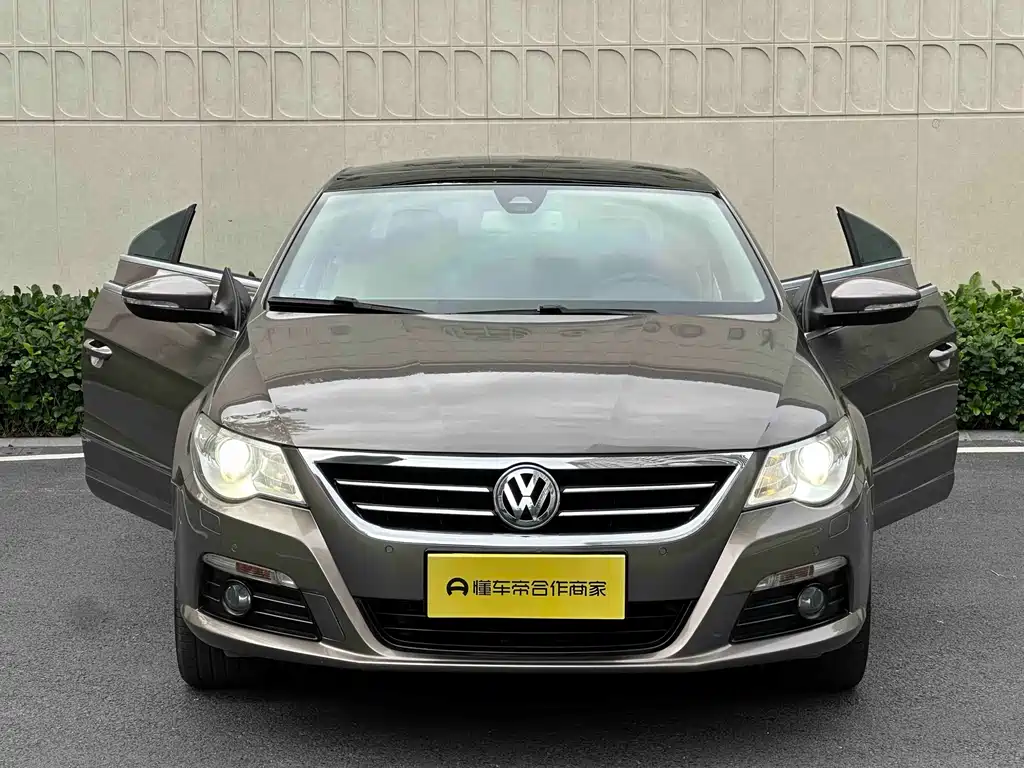 Volkswagen FAW - Passat CC CC 2011 2.0TSI