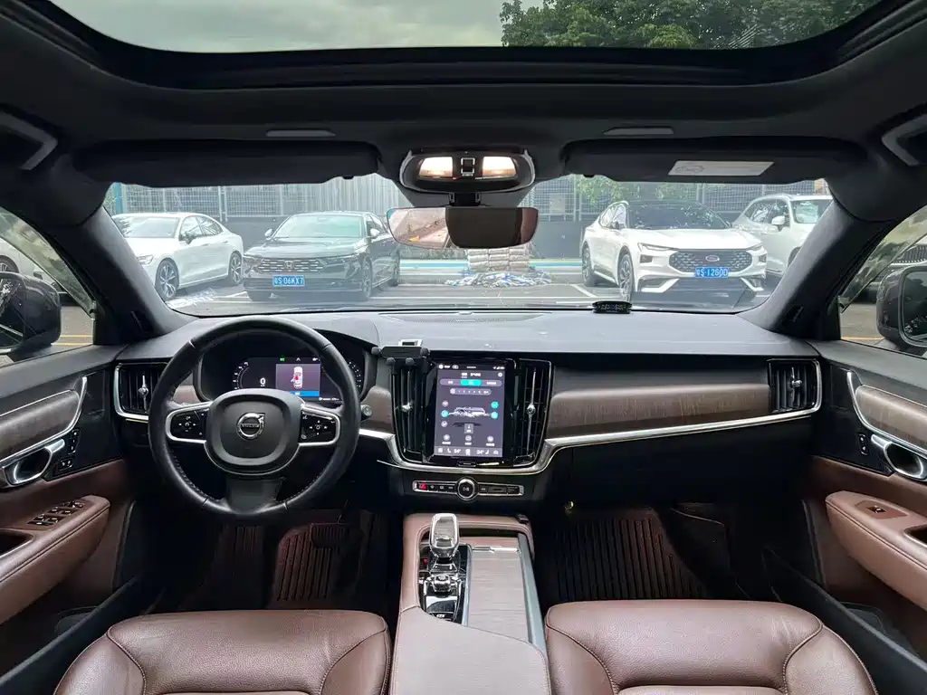 Volvo V90 — миниатюра 11