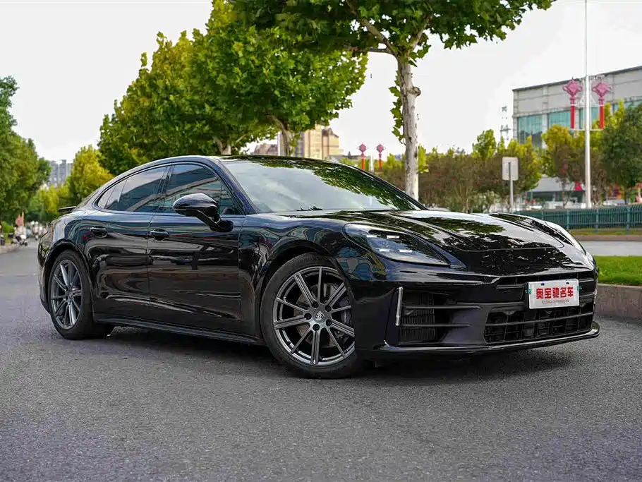 Porsche Panamera — миниатюра 3